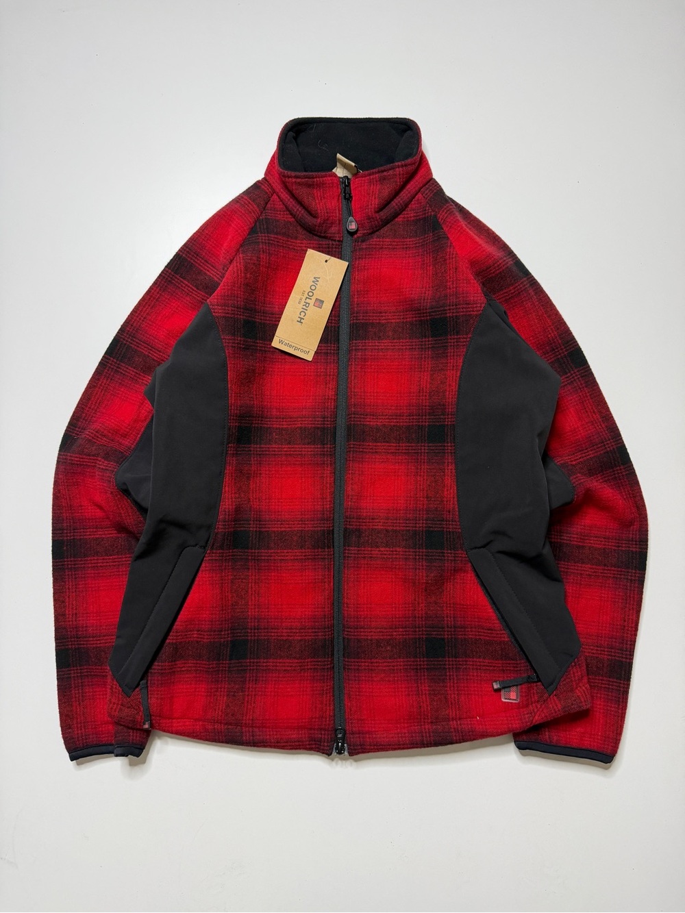 Woolrich Buffalo Plaid Full Zip Activewear Jacket Womens Small Red Black